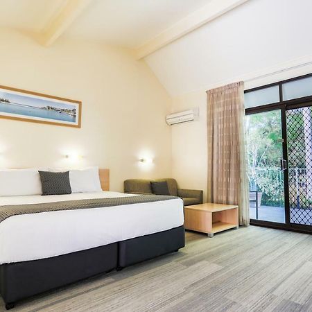 Parkhaven Hotel นาวรา ภายนอก รูปภาพ