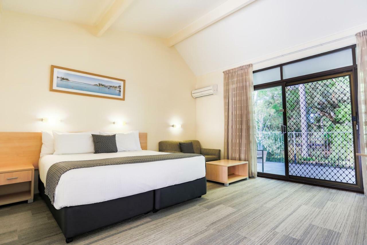 Parkhaven Hotel นาวรา ภายนอก รูปภาพ
